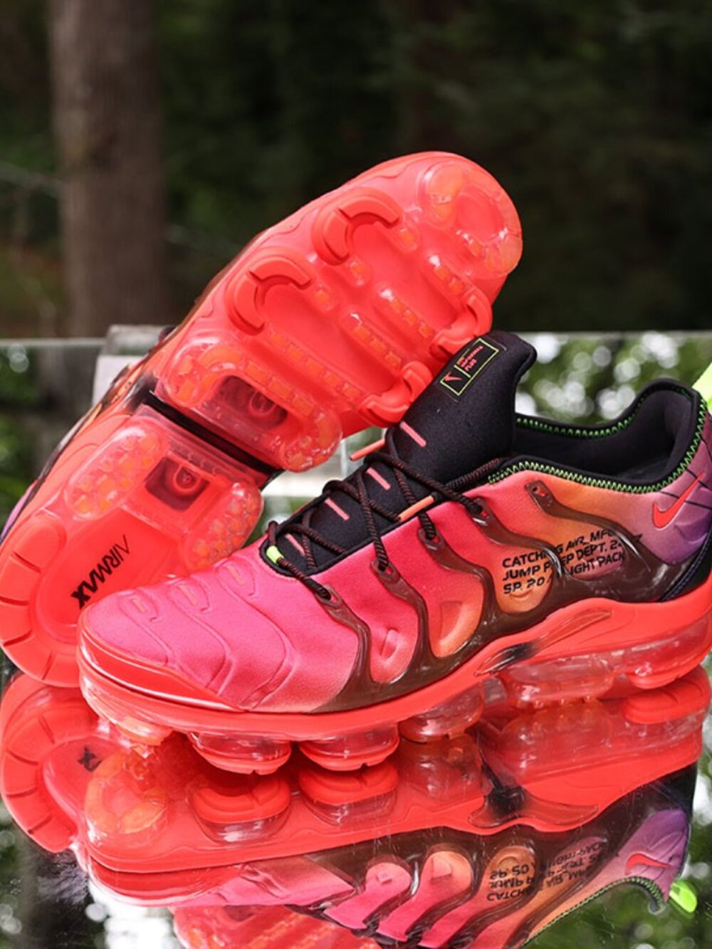 Nike Air Vapormax Plus Laser Crimson - Picture 6 of 15